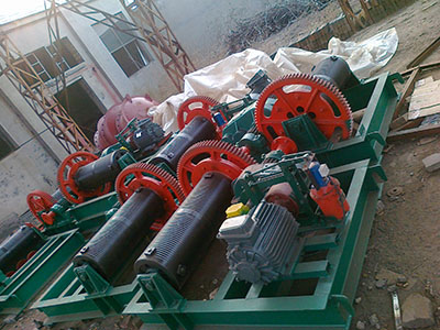 卷?yè)P(yáng)式啟閉機(jī) 卷?yè)P(yáng)式啟閉機(jī)